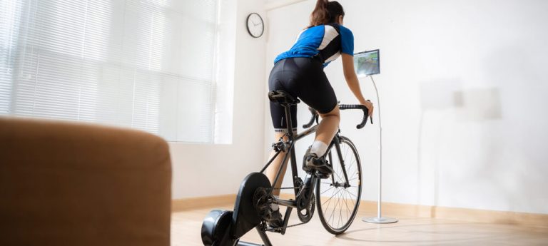 Pourquoi choisir un vélo d'appartement pour garder la forme